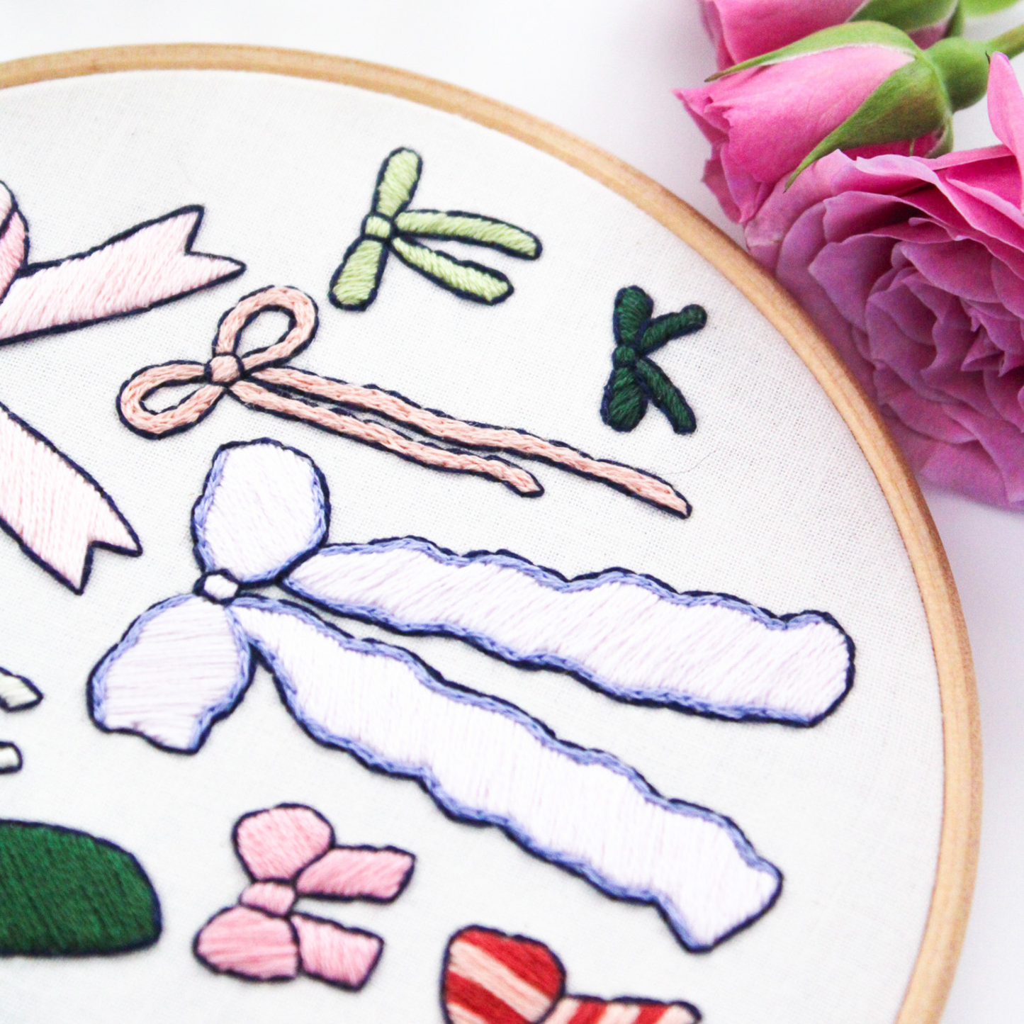 Ribbons & Bows PDF Embroidery Pattern